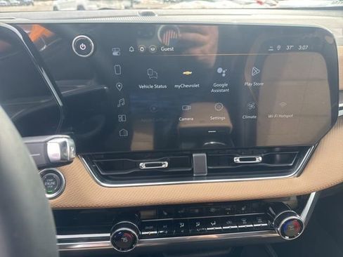 New 2026 Chevrolet Equinox ACTIV AWD/4WD image 17