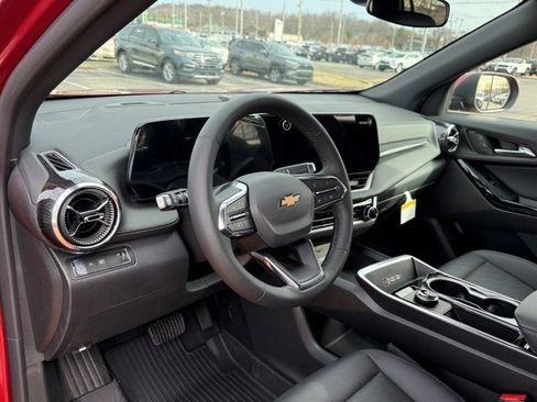 New 2026 Chevrolet Equinox LT w/ Convenience Package II image 9