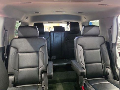 Used 2018 Chevrolet Tahoe Premier AWD/4WD image 34