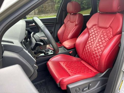 Used 2021 Audi SQ5 Prestige w/ Prestige Package AWD/4WD image 11