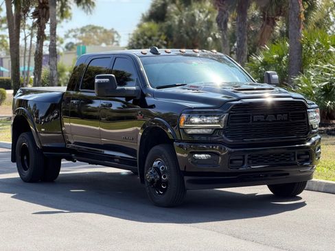 Used 2024 RAM 3500 Limited image 25