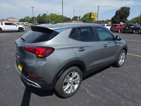 Used 2026 Buick Encore GX Preferred w/ Comfort Package FWD image 2