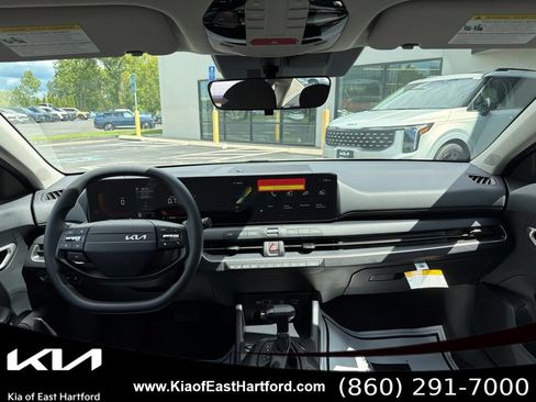 New 2026 Kia K4 FWD image 22