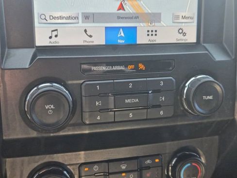 Used 2019 Ford F150 XLT w/ Equipment Group 302A Luxury AWD/4WD image 24