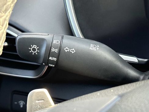 Used 2023 Hyundai Santa Fe Limited AWD/4WD image 23