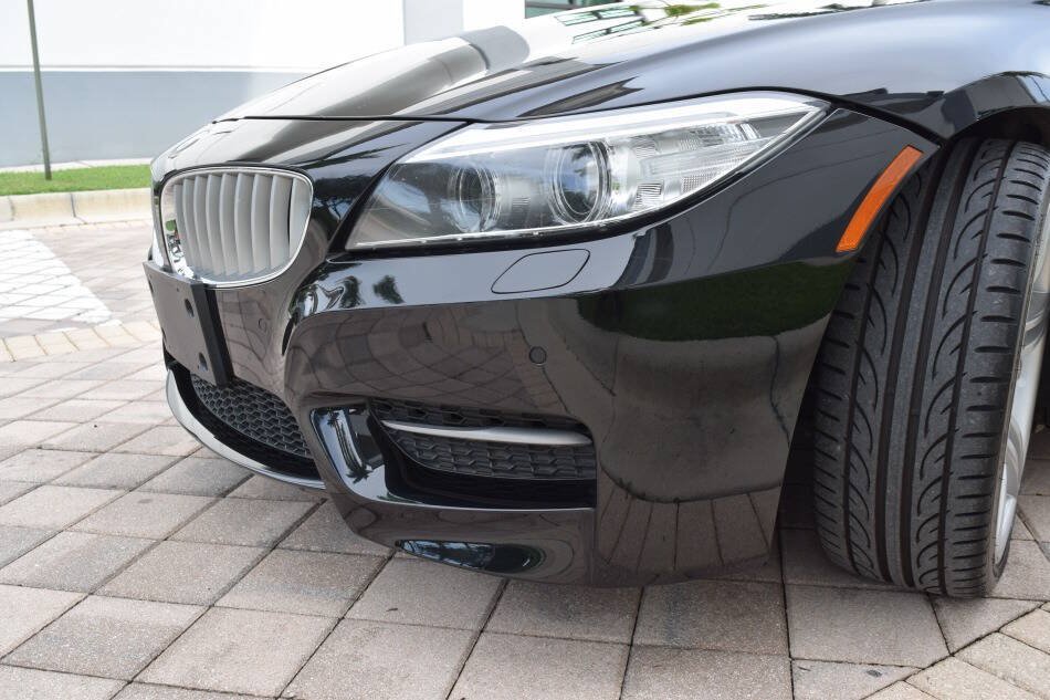 Used 2014 BMW Z4 sDrive35is RWD image 16