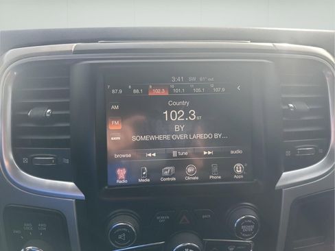 Used 2015 RAM 2500 Big Horn image 28