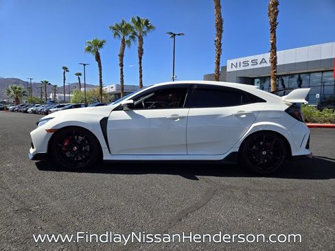 Used 2018 Honda Civic Type R image 3