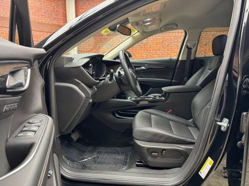 Used 2023 Buick Envision Essence image 22