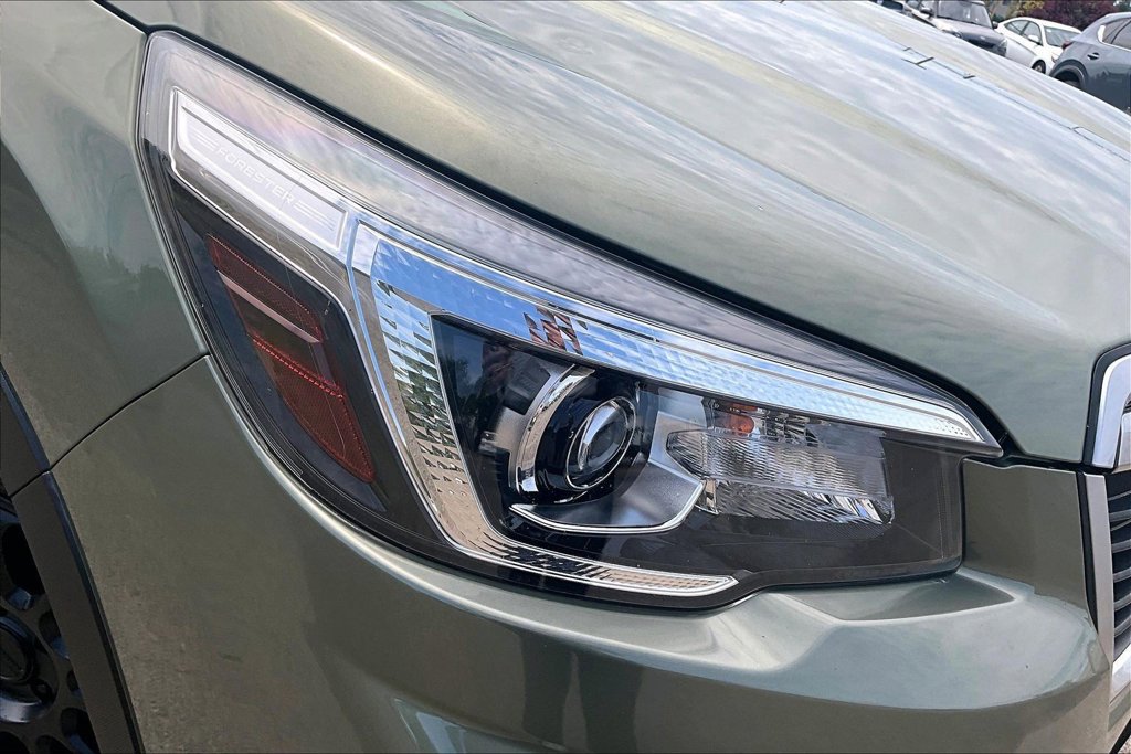 Used 2019 Subaru Forester Premium w/ All-Weather Package AWD/4WD image 27