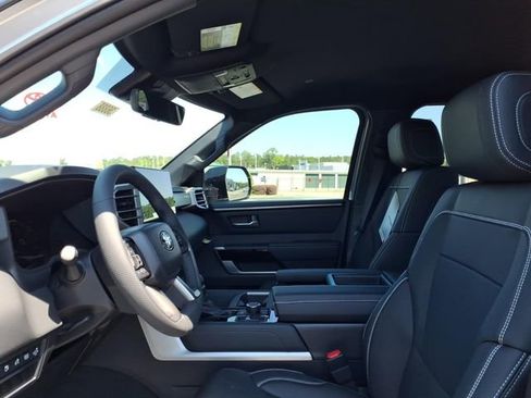 New 2026 Toyota Tundra Limited w/ TRD Off-Road Package AWD/4WD image 5