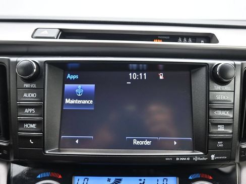 Used 2018 Toyota RAV4 Limited AWD/4WD image 18