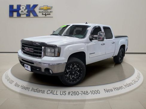 Used 2011 GMC Sierra 1500 SLE w/ Power Tech Package AWD/4WD image 3