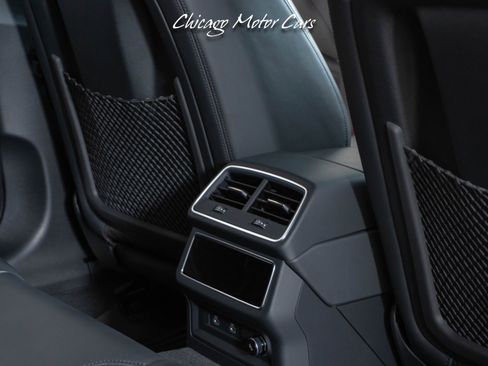 Used 2022 Audi RS 6 image 60