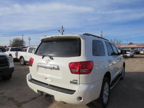 Used 2015 Toyota Sequoia Platinum AWD/4WD image 5