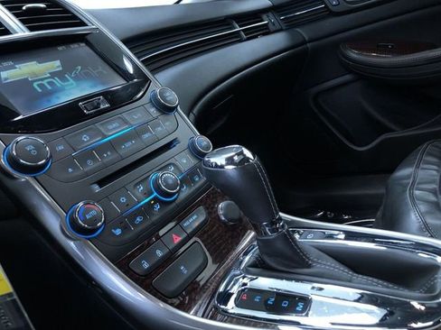 Used 2013 Chevrolet Malibu LTZ FWD image 30