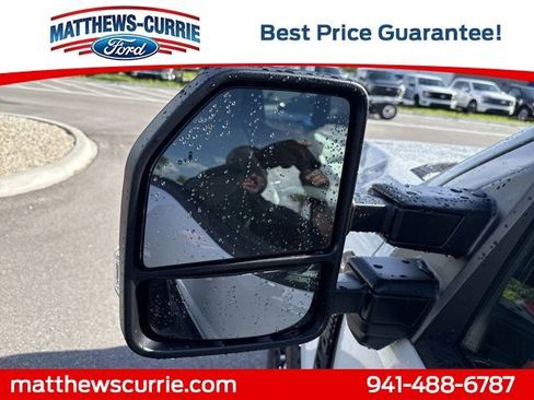 New 2025 Ford F250 Lariat w/ Black Appearance Package image 9