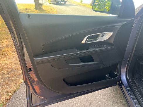 Used 2014 Chevrolet Equinox LS image 15