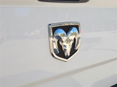 Certified 2019 RAM 1500 Express w/ Express Value Package image 11