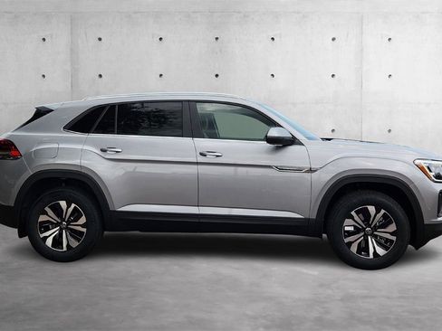 New 2026 Volkswagen Atlas Cross Sport SE image 27