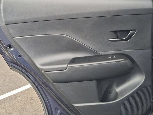 Used 2025 Hyundai Kona SEL FWD image 27