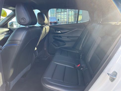 Used 2024 Buick Envista Sport Touring w/ Convenience II Package image 17