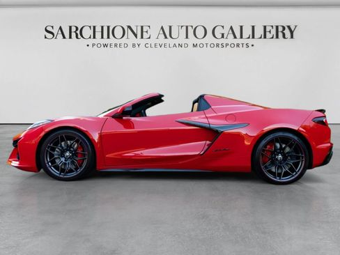 Used 2025 Chevrolet Corvette Z06 w/ Battery Protection Package RWD image 28