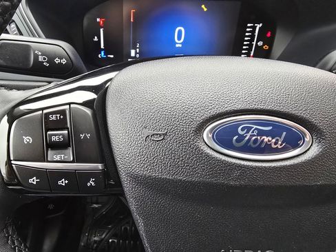 Used 2023 Ford Escape Active image 17