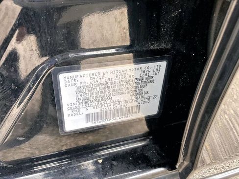 Used 2018 Nissan Sentra SV FWD image 16