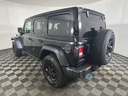 Used 2023 Jeep Wrangler Unlimited w/ Sun & Screen Package AWD/4WD image 4