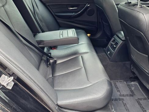 Used 2017 BMW 320i xDrive Sedan AWD/4WD image 27