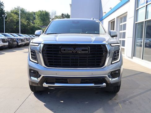 New 2026 GMC Yukon Elevation w/ Elevation Premium Package AWD/4WD image 5
