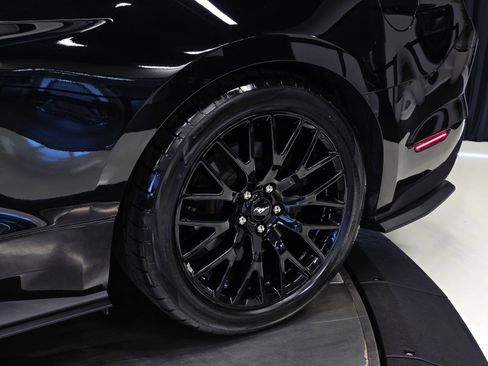 Used 2020 Ford Mustang GT Premium w/ GT Performance Package RWD image 41