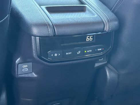 Used 2025 Toyota Grand Highlander FWD image 14