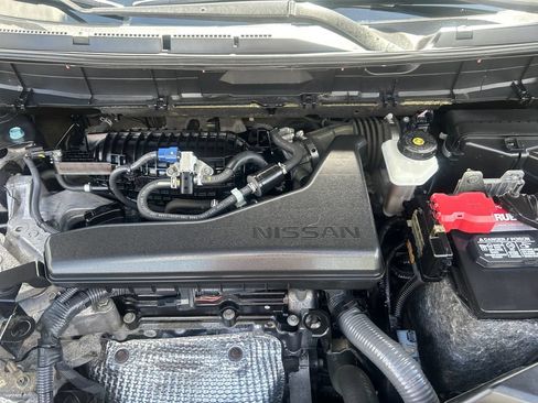 Used 2018 Nissan Rogue SL AWD/4WD image 18
