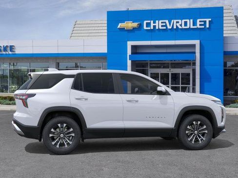 New 2027 Chevrolet Equinox LT FWD image 5