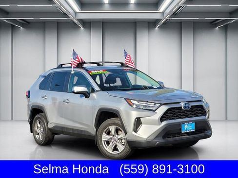 Used 2024 Toyota RAV4 XLE image 1