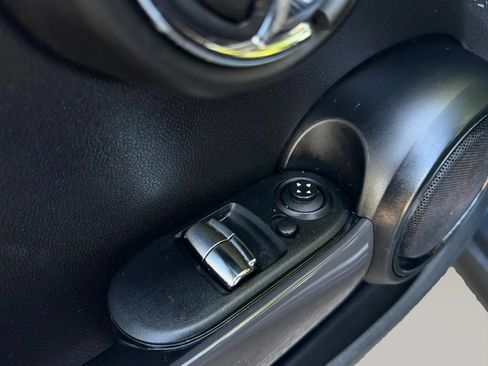 Used 2015 MINI Cooper 2-Door Hardtop FWD image 13