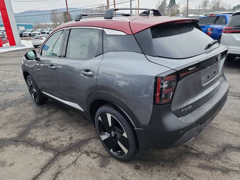 New 2026 Nissan Kicks SR image 6