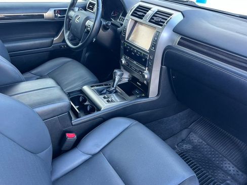 Used 2018 Lexus GX 460 w/ Navigation Package AWD/4WD image 13