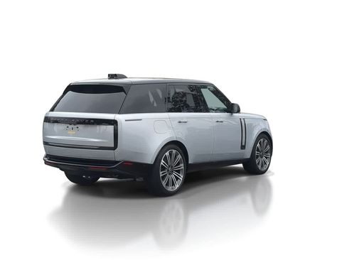 New 2025 Land Rover Range Rover SE image 8