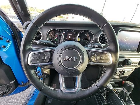 Used 2022 Jeep Wrangler Unlimited Rubicon 4xe w/ Cold Weather Group image 17