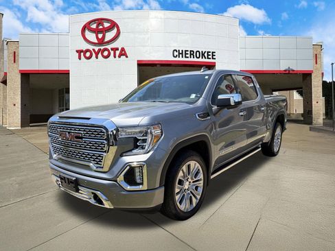 Used 2022 GMC Sierra 1500 Denali w/ Denali Premium Package AWD/4WD image 1