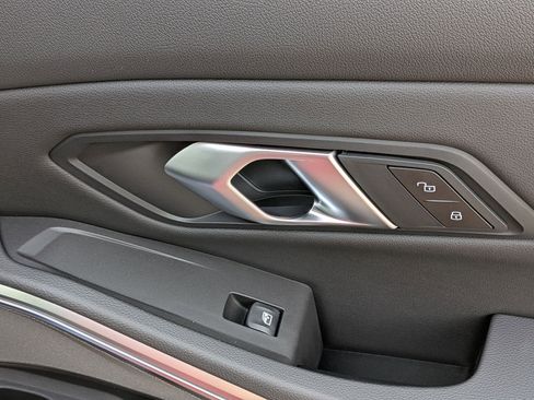 New 2026 BMW 330i xDrive Sedan w/ M Sport Package image 36