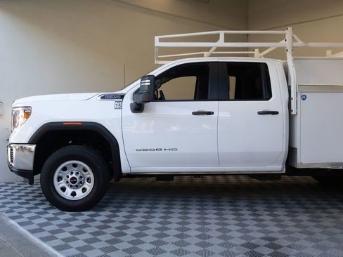 Used 2022 GMC Sierra 3500 Pro w/ Convenience Package RWD image 8