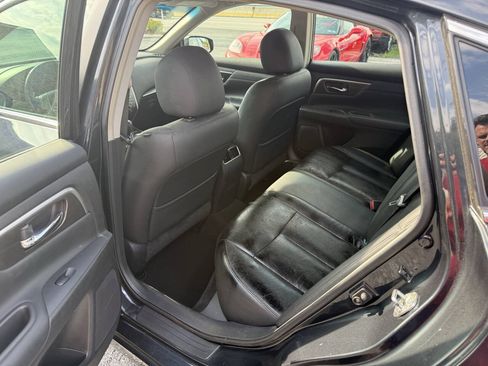 Used 2013 Nissan Altima 3.5 SL FWD image 17