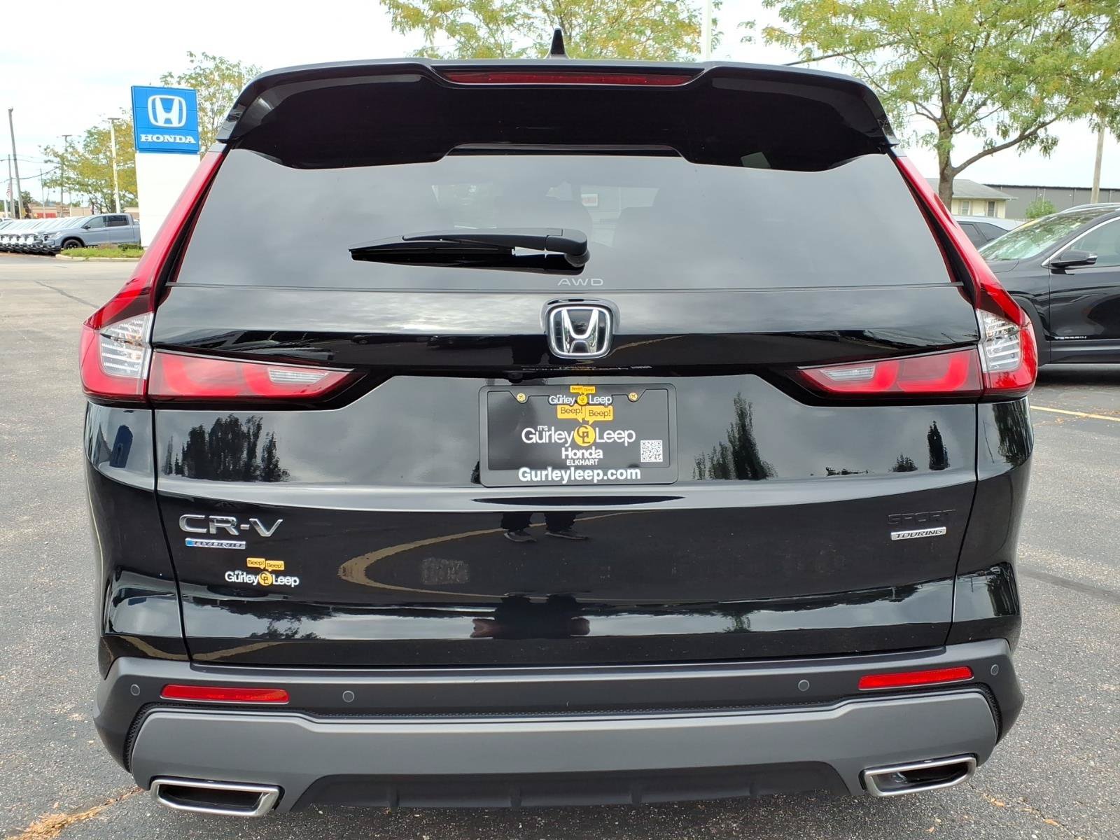 Used 2024 Honda CR-V Sport Touring image 11
