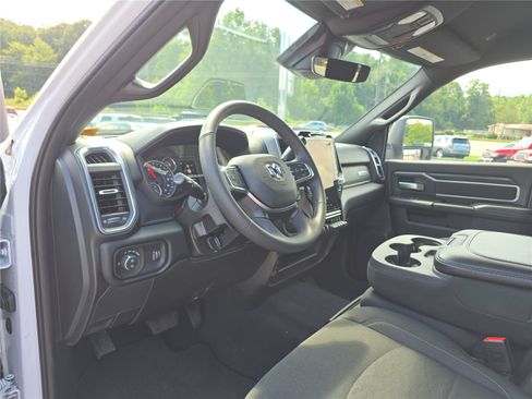Used 2026 RAM 2500 Big Horn AWD/4WD image 22