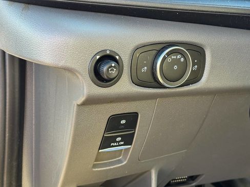 Used 2024 Ford E-Transit Low Roof image 33