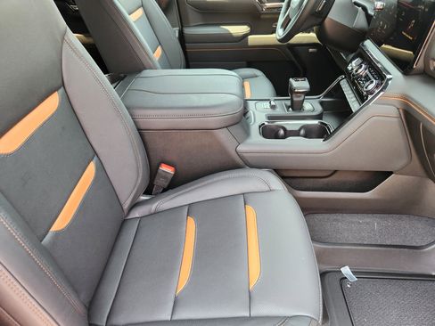 New 2026 GMC Sierra 1500 AT4 w/ AT4 Premium Package image 10